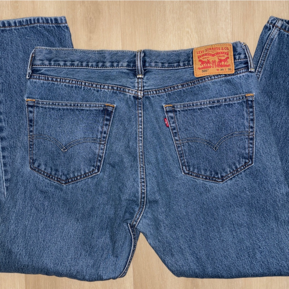 Levi's 505 Women's Blue Jeans